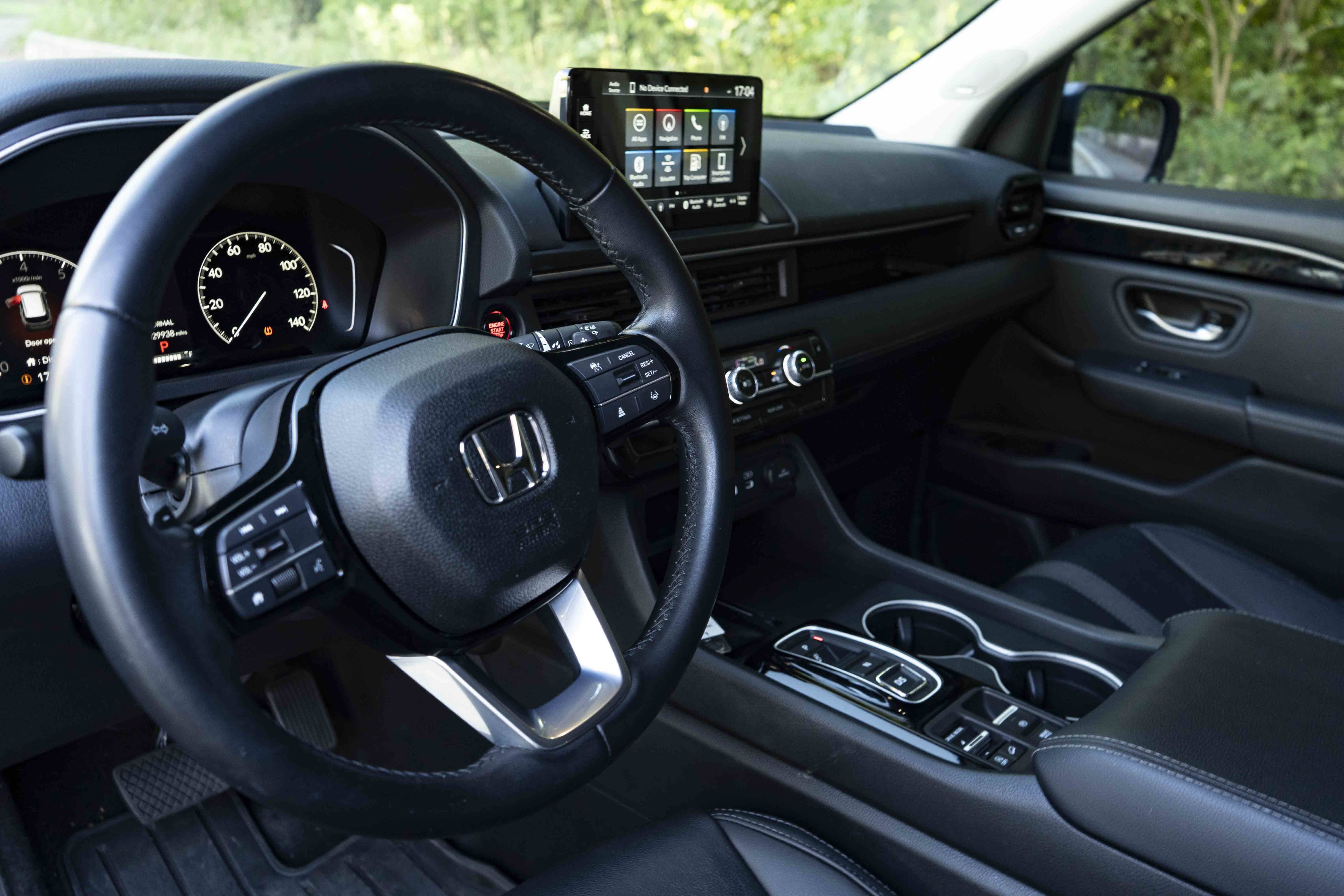 Used 2025 Honda Pilot Touring image 16