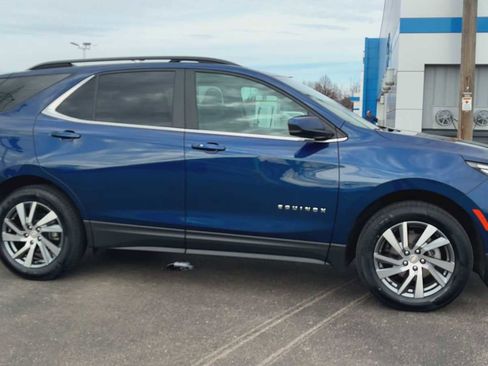 Certified 2022 Chevrolet Equinox LT image 9