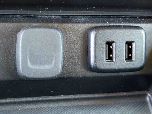 Used 2019 GMC Yukon Denali w/ Denali Ultimate Package image 20