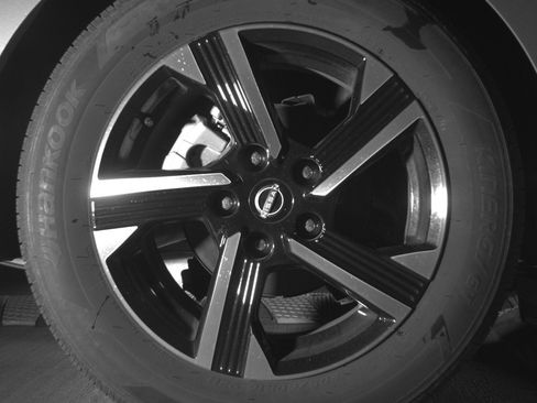 Used 2025 Nissan Sentra SV image 15