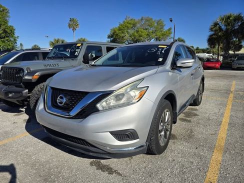 Used 2017 Nissan Murano S image 6