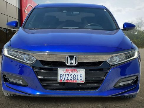 Used 2018 Honda Accord Sport image 11