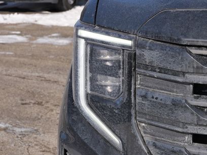 Used 2024 GMC Sierra 1500 Elevation