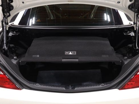 Used 2014 Mercedes-Benz SLK 250 image 41