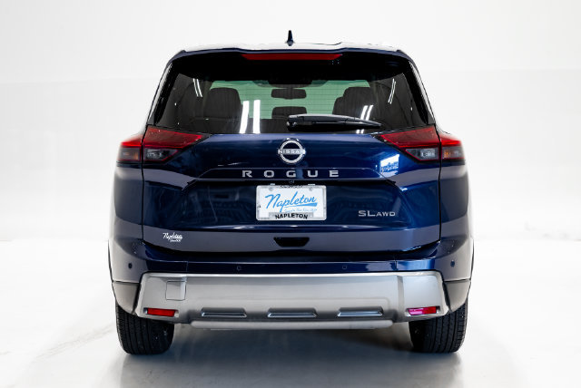 Used 2026 Nissan Rogue SL AWD/4WD image 33