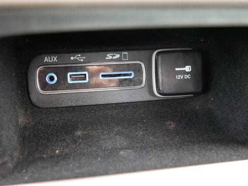 Used 2017 Jeep Grand Cherokee Limited w/ Trailer Tow Group IV AWD/4WD image 27