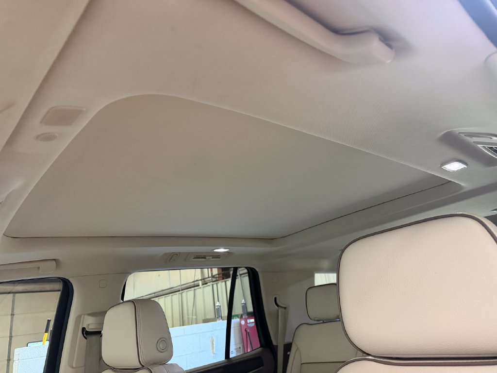 Used 2021 GMC Yukon Denali w/ Denali Premium Package AWD/4WD image 19