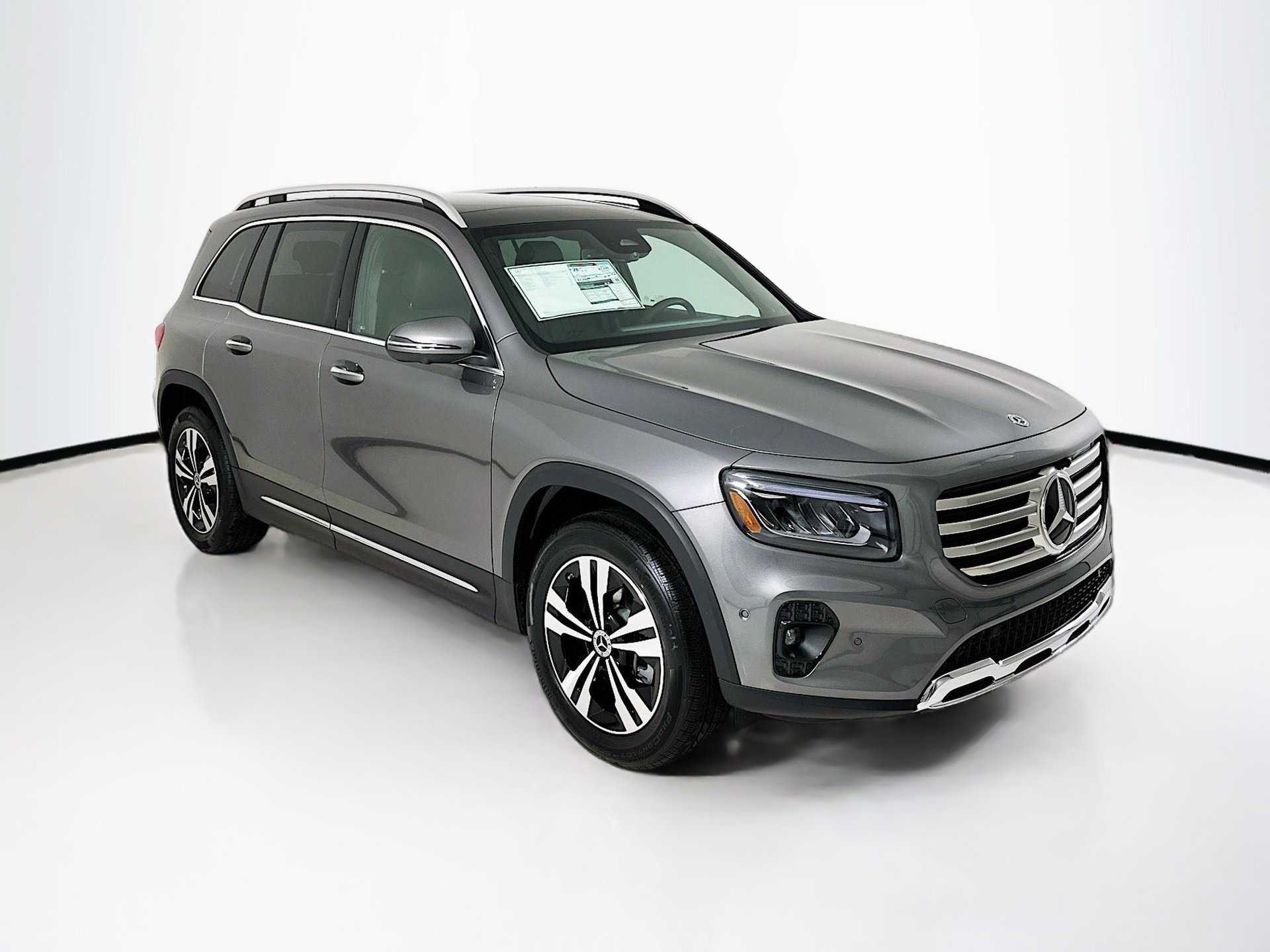 New 2026 Mercedes-Benz GLB 250 image 1