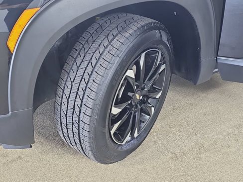 Certified 2022 Chevrolet TrailBlazer LT w/ Convenience Package AWD/4WD image 36