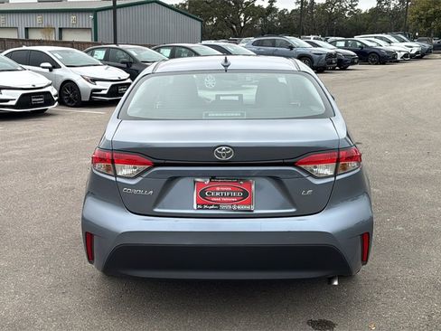 Certified 2025 Toyota Corolla LE image 4
