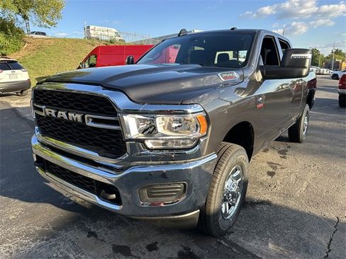Used 2024 RAM 2500 Tradesman w/ Chrome Appearance Group image 2