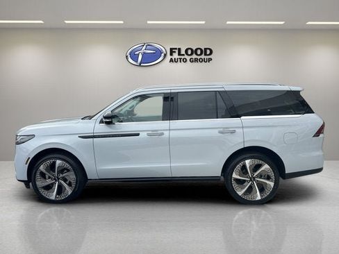 New 2026 Lincoln Navigator Black Label AWD/4WD image 5