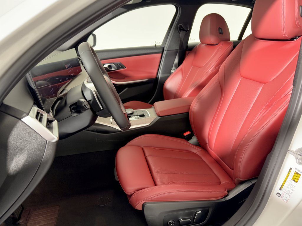 Used 2026 BMW 330i Sedan RWD image 5