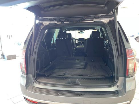 Used 2022 Chevrolet Tahoe LT w/ Luxury Package image 16