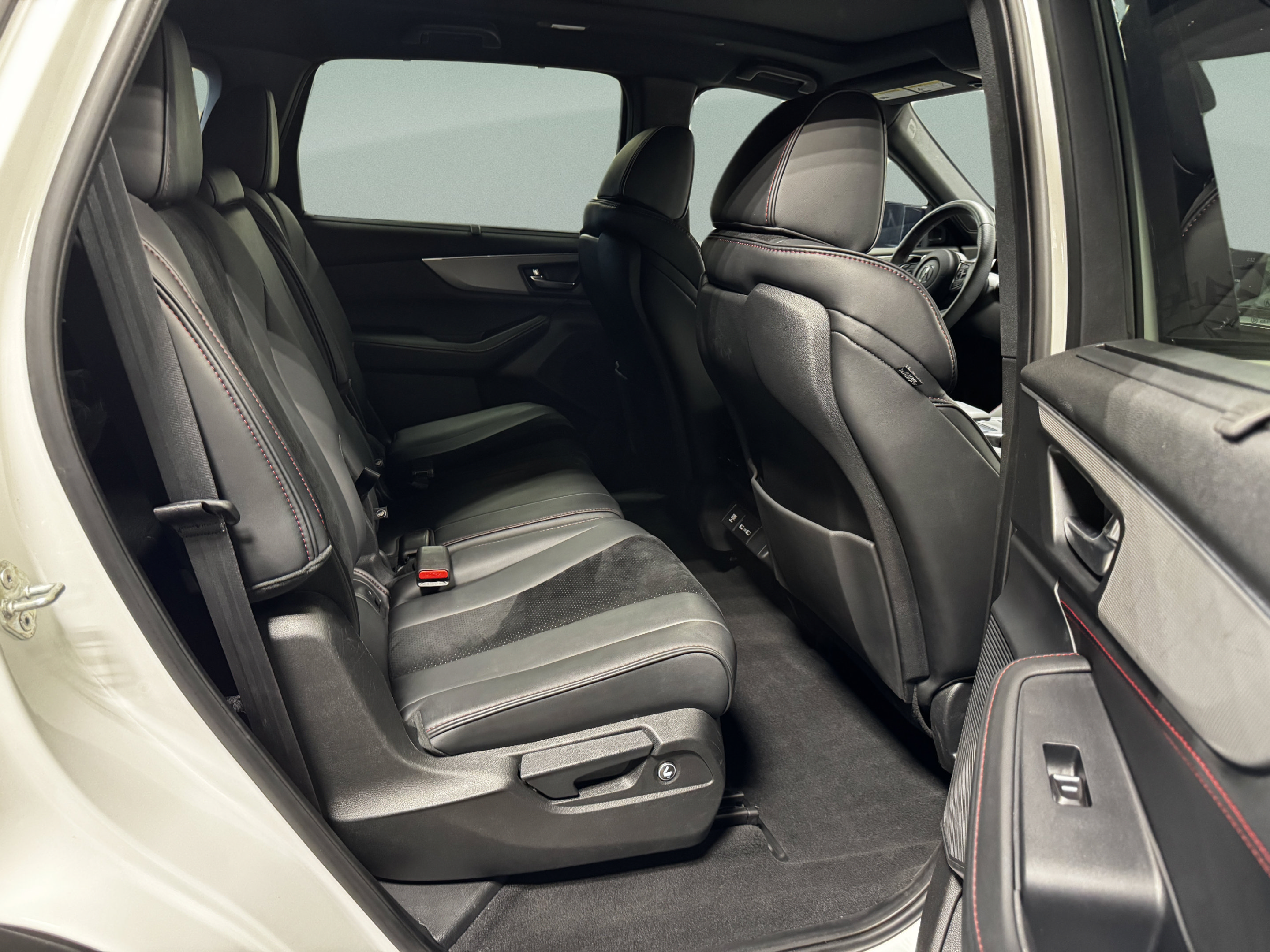 Certified 2024 Acura MDX A-Spec AWD/4WD image 32