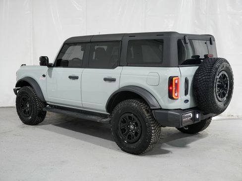 Used 2024 Ford Bronco Wildtrak AWD/4WD image 3
