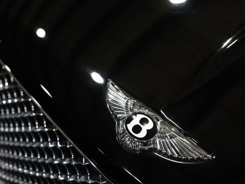 Used 2021 Bentley Bentayga w/ First Edition Specification AWD/4WD image 20