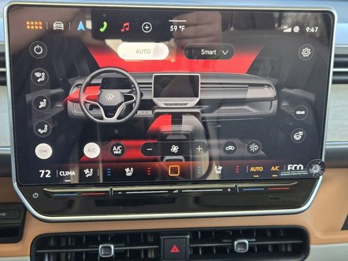 New 2025 Volkswagen ID. Buzz 1st Edition image 15