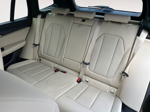 Used 2022 BMW X3 sDrive30i image 13