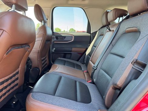 Used 2021 Ford Bronco Sport Outer Banks w/ Outer Banks Package (96D) AWD/4WD image 13