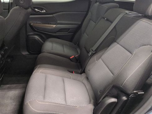 Used 2020 GMC Acadia SLE image 22