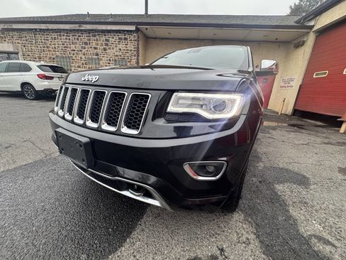 Used 2016 Jeep Grand Cherokee Overland w/ Advanced Technology Group image 12