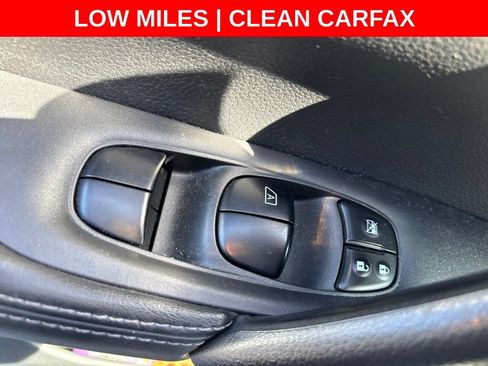 Used 2017 Nissan Rogue Sport S w/ S Appearance Package FWD image 16