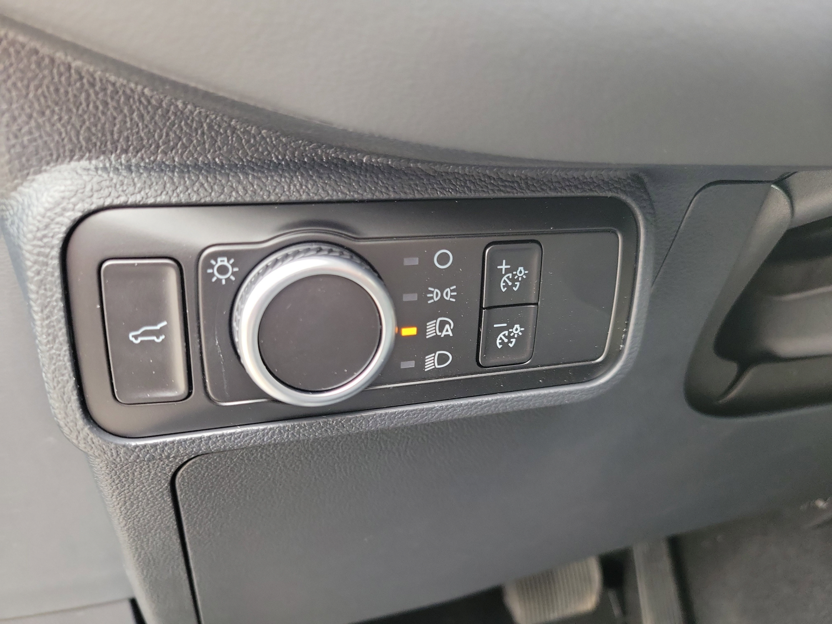 New 2026 Ford Explorer Active RWD image 20