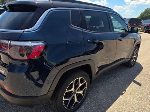 New 2026 Jeep Compass Limited AWD/4WD image 7