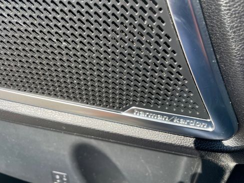 Used 2020 Kia Telluride SX w/ SX Prestige Package image 32