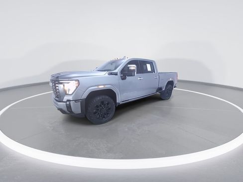 Used 2024 GMC Sierra 2500 Denali Ultimate AWD/4WD image 5