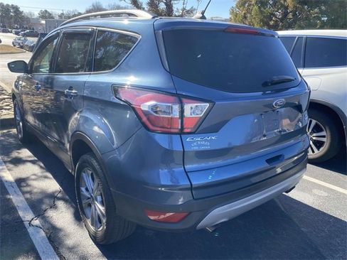 Used 2018 Ford Escape SEL image 6