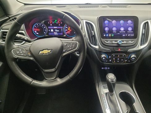 Used 2020 Chevrolet Equinox LT FWD image 22