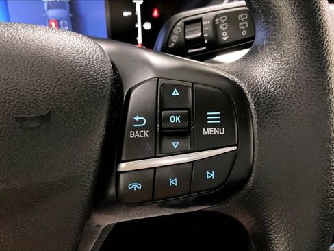 Used 2025 Ford Escape Active AWD/4WD image 19