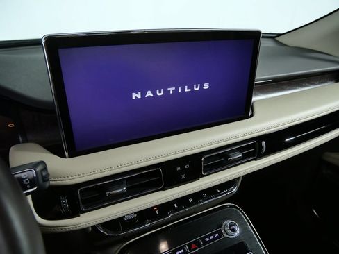Certified 2022 Lincoln Nautilus Reserve w/ Equipment Group 201A AWD/4WD image 20