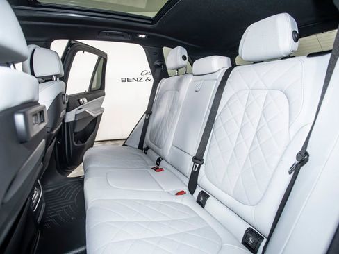 Used 2023 BMW X5 xDrive45e w/ Executive Package image 19