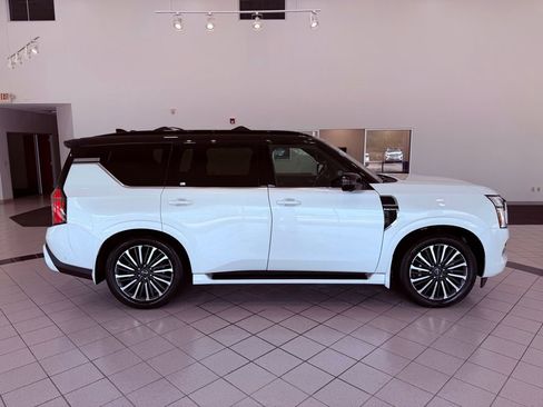 Used 2025 Nissan Armada Platinum Reserve AWD/4WD image 20
