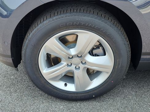 New 2026 Land Rover Range Rover Velar S image 9