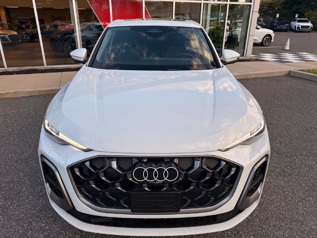 Certified 2025 Audi Q5 Premium Plus w/ Premium Plus AWD/4WD image 7