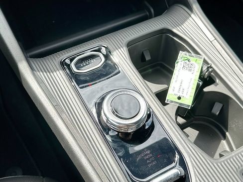 New 2026 Jeep Cherokee Limited AWD/4WD image 21