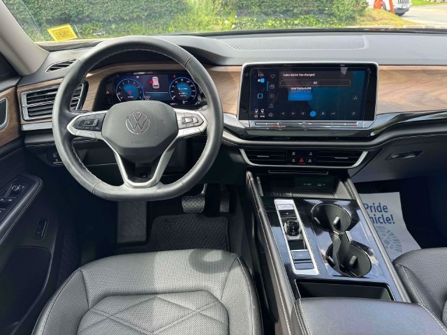 Certified 2026 Volkswagen Atlas SE w/ Panoramic Sunroof Package AWD/4WD image 17