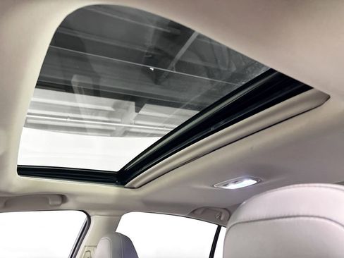 Used 2024 Subaru Legacy Limited image 19