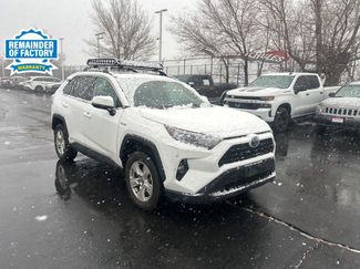 Used 2021 Toyota RAV4 XLE w/ Convenience Package video 1