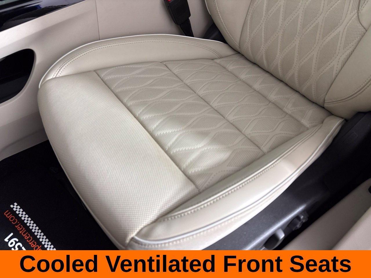 Used 2021 Buick Envision Avenir w/ Technology Package II AWD/4WD image 16