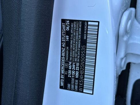 Used 2025 Mercedes-Benz CLA 250 4MATIC image 27