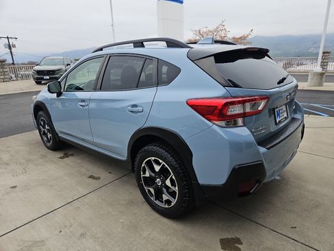 Used 2018 Subaru Crosstrek 2.0i Premium w/ Eyesight System image 7
