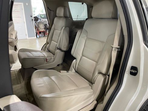Used 2015 GMC Yukon Denali w/ Touring Package AWD/4WD image 16
