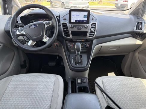 Used 2022 Ford Transit Connect XLT FWD image 15
