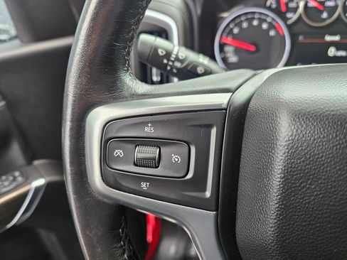 Used 2022 Chevrolet Silverado 1500 LT image 32
