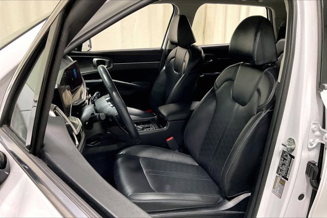 Used 2024 Kia Sorento S w/ Panoramic Sunroof Package AWD/4WD image 25